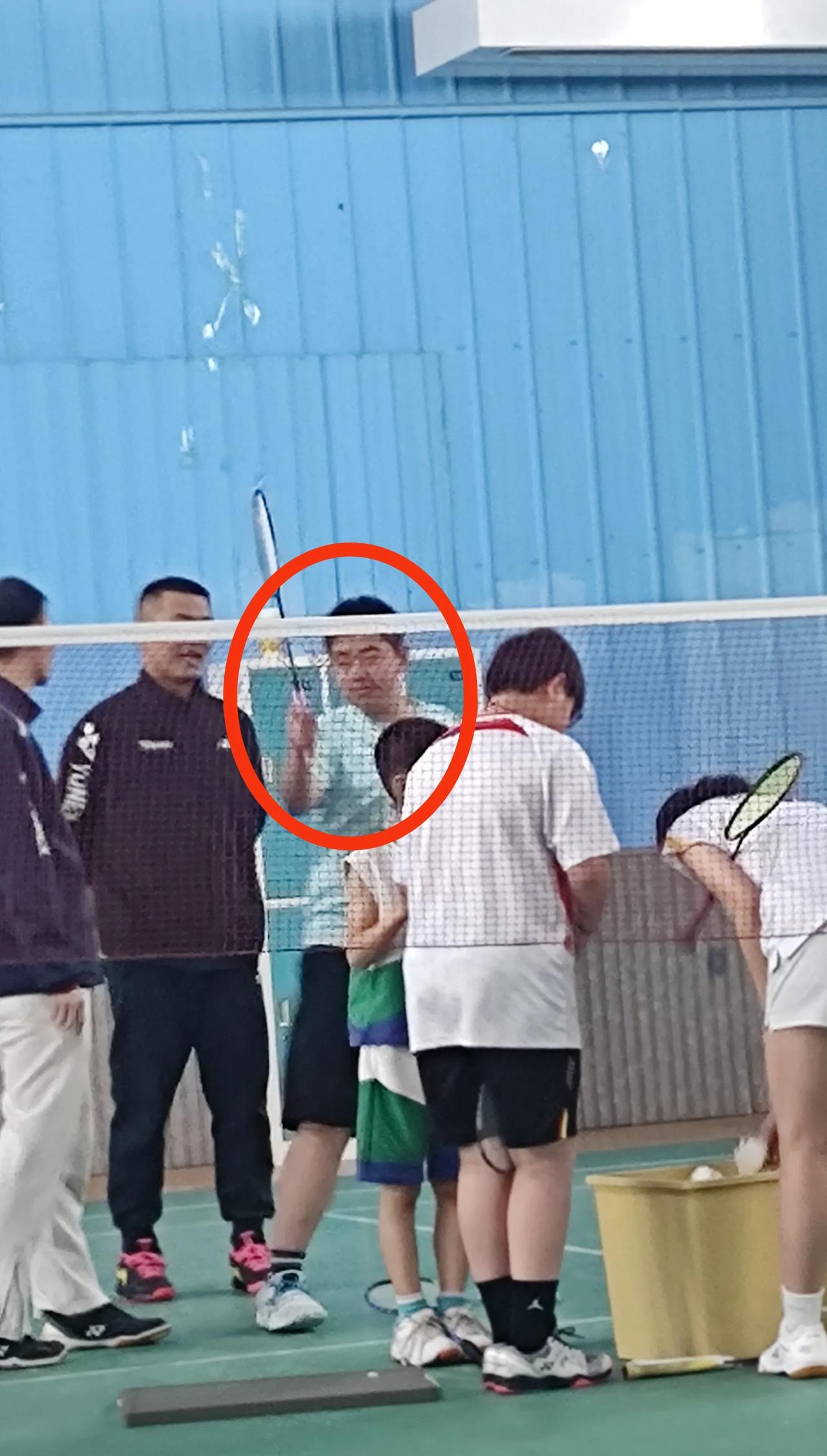 羽毛球