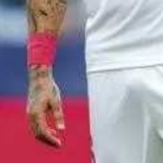 西甲第32轮，塞维利亚客场1-2不敌奥萨苏纳跌入降级区。赛后，队长古德利更新社媒