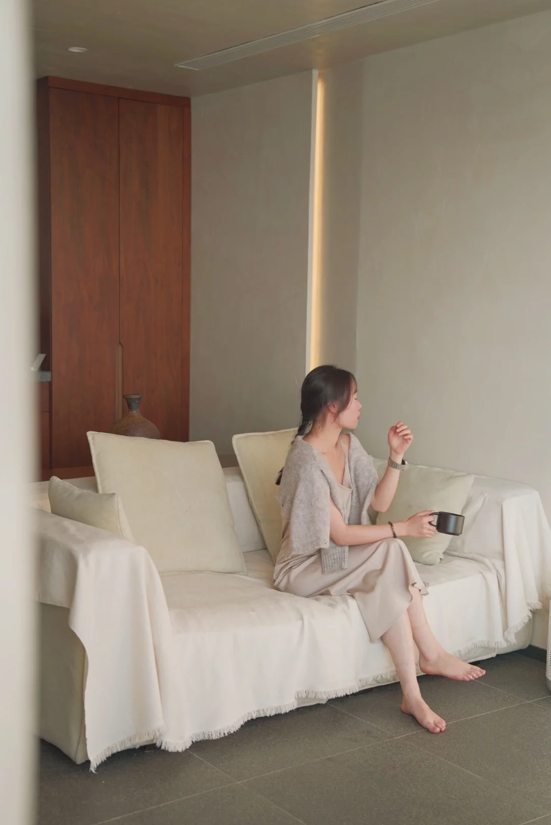 带女儿来大理，本来怕她全程抱着iPad不撒手