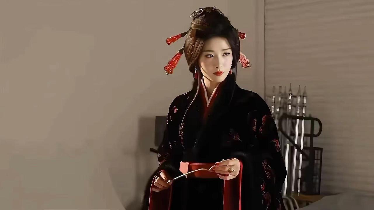 抬头 直视本宫。卢昱晓 刺棠