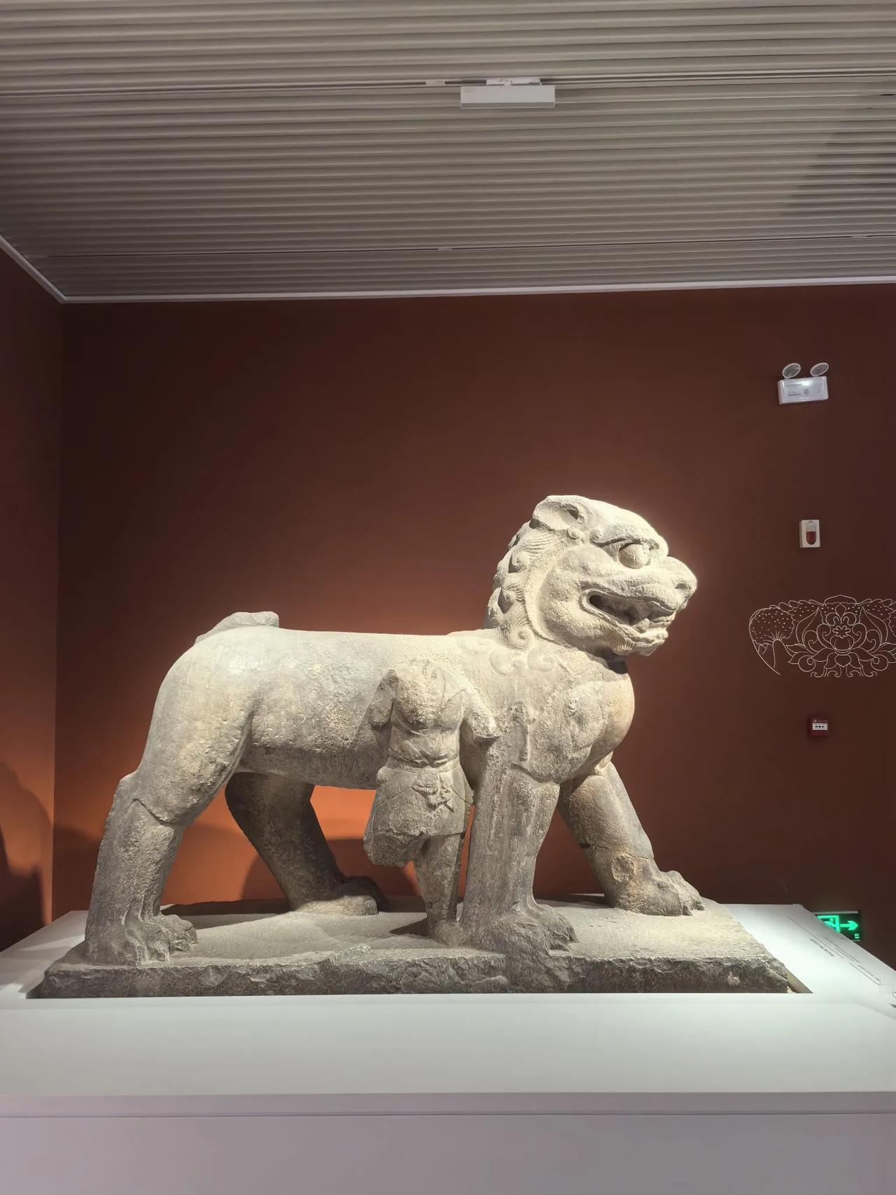 唐朝不愧我大夏历史发展上的高峰，有至今读来仍旧朗朗上口的唐诗，还有万邦来朝的盛世