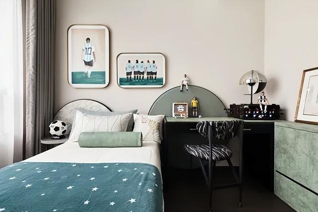 168㎡现代艺术宅，摈弃繁杂与浮夸，轻盈舒适的设计