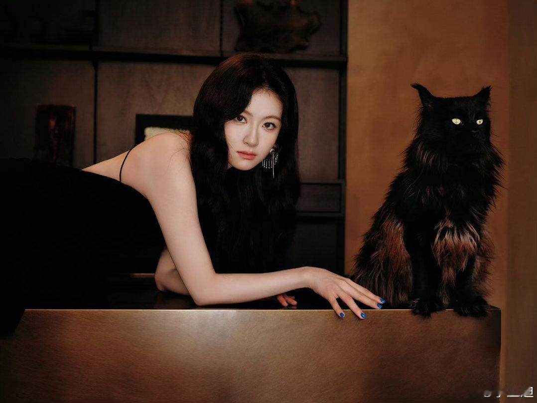 李兰迪这才是健康的身材 刷到李兰迪的生图，终于理解什么叫“健康的美”。不是瘦到露