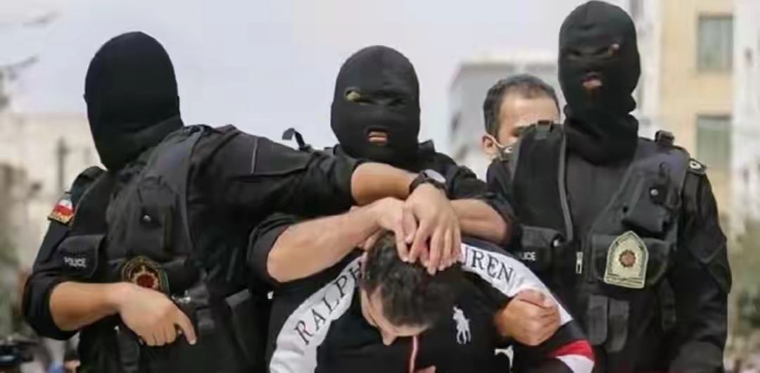 伊朗日前抓出了10名“内鬼”，都是手握伊朗最高级别机密的情报体系骨干，直接掌控军