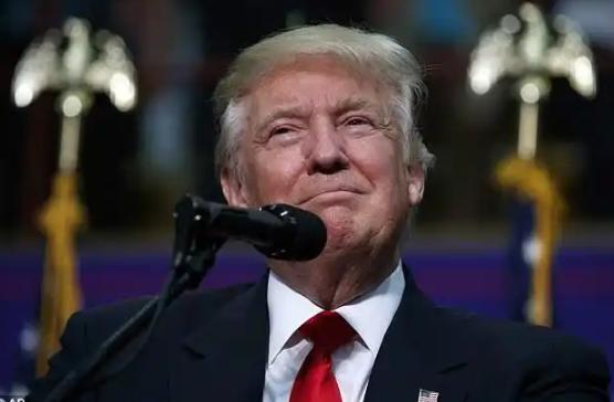 为何美国债务高达37万亿美元，还能养得起11艘航母？其实我们都被骗了，美国债务3