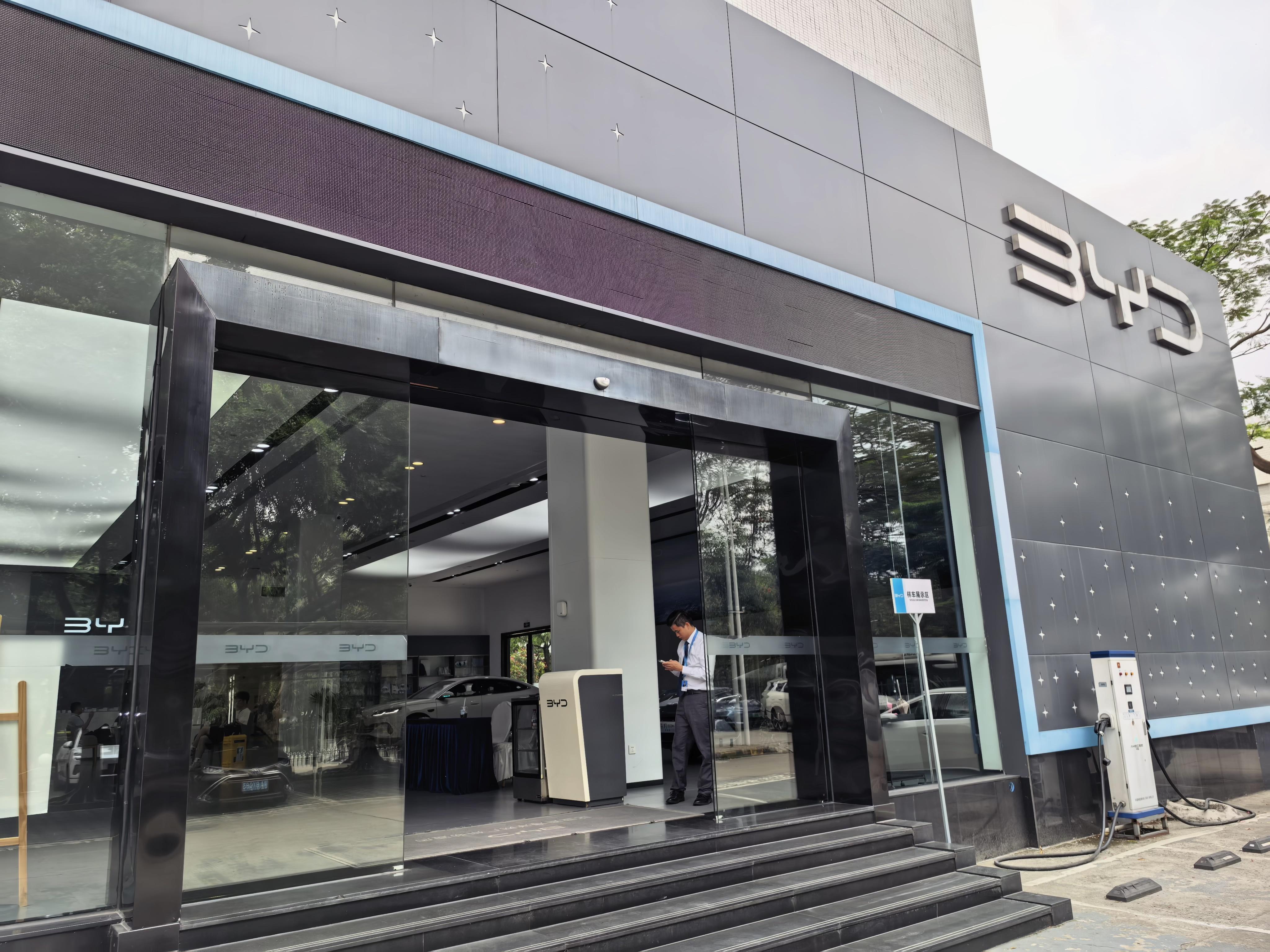 取个海豹07EV拍个短视频比亚迪