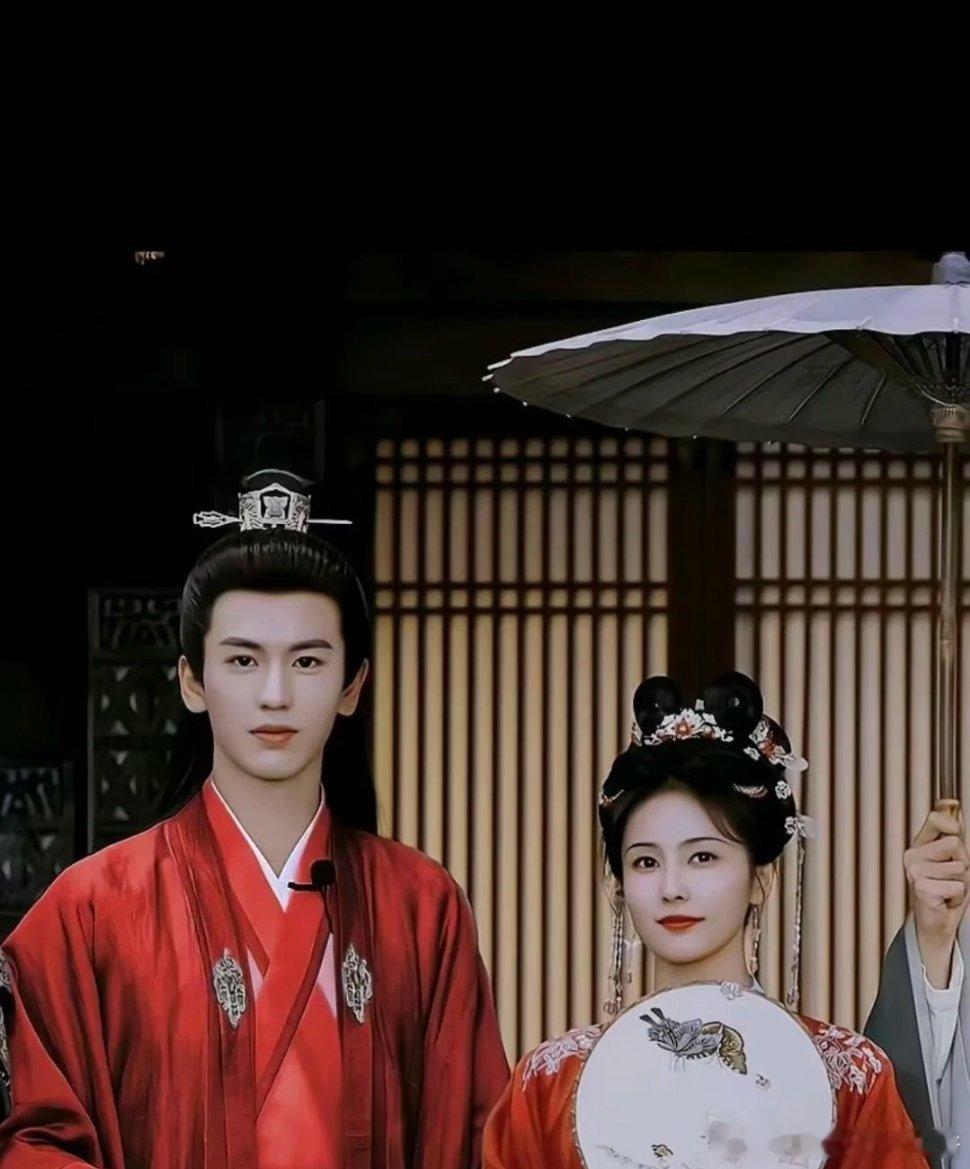 张凌赫和白鹿绝配 ​​​