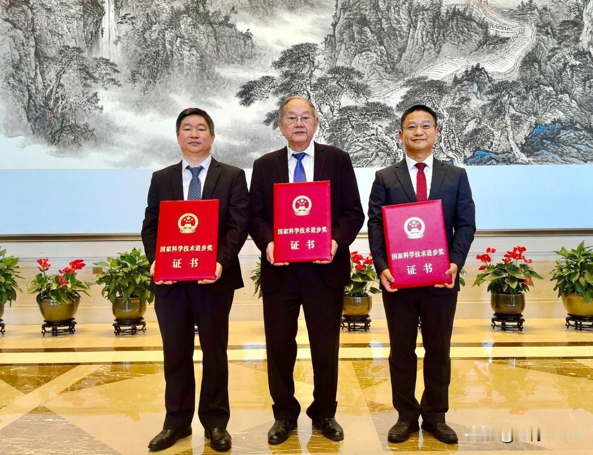 3项大奖入账，华农位居全国农业高校榜眼
2026年7月8日，2025年度国家科学