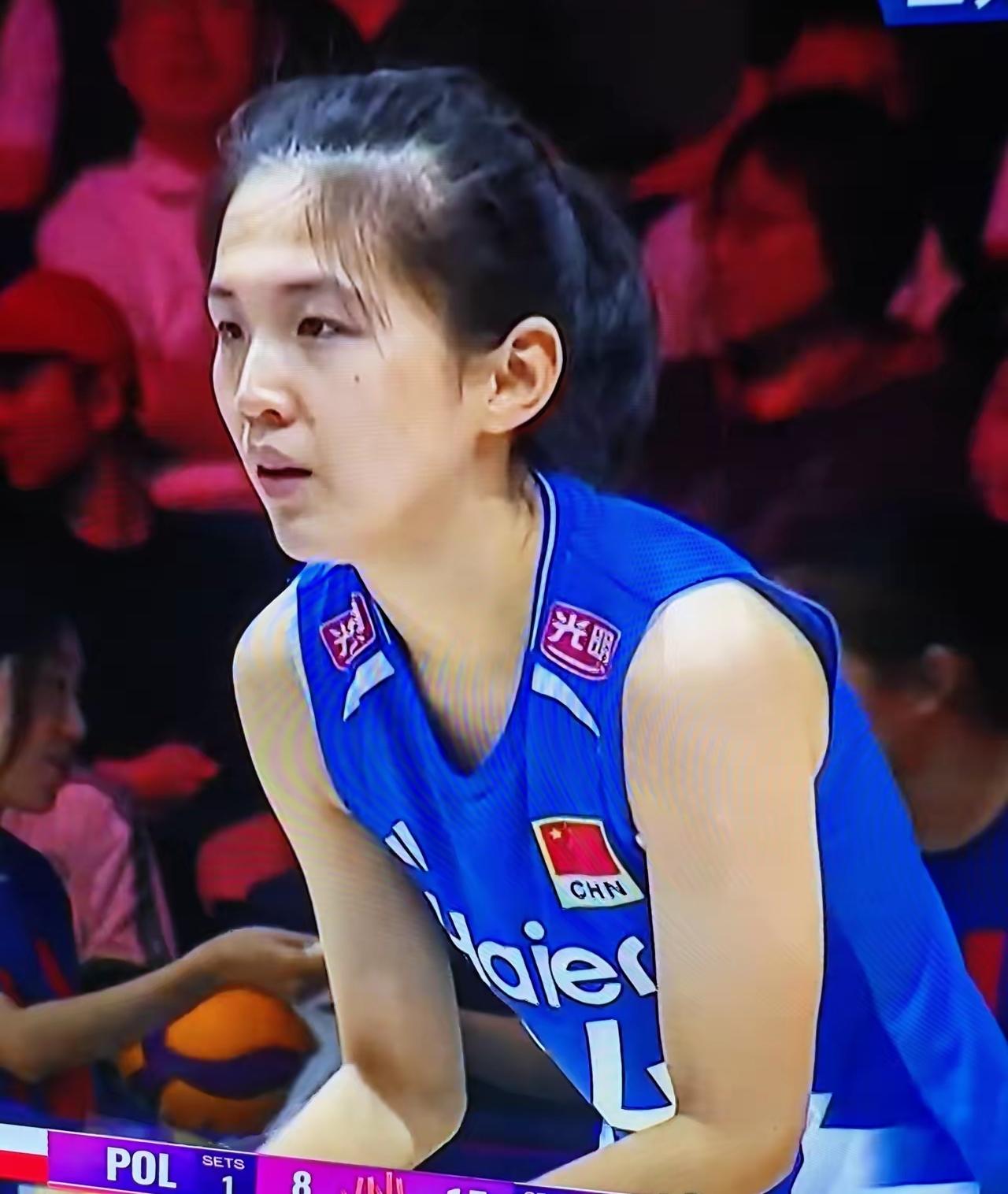 从“南京站”到“卡拉奇站”的两站比赛来看，张籽萱和解盛钰两个小二传在比赛中都有出