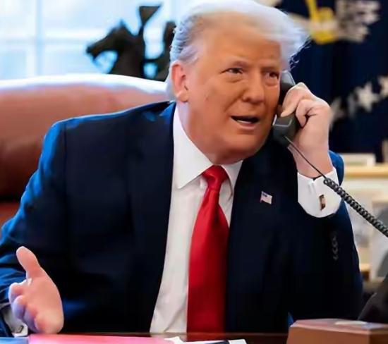 统一时机彻底成熟！特朗普自认聪明帮大忙，两件事证明可以实施

最近台海局势越来越