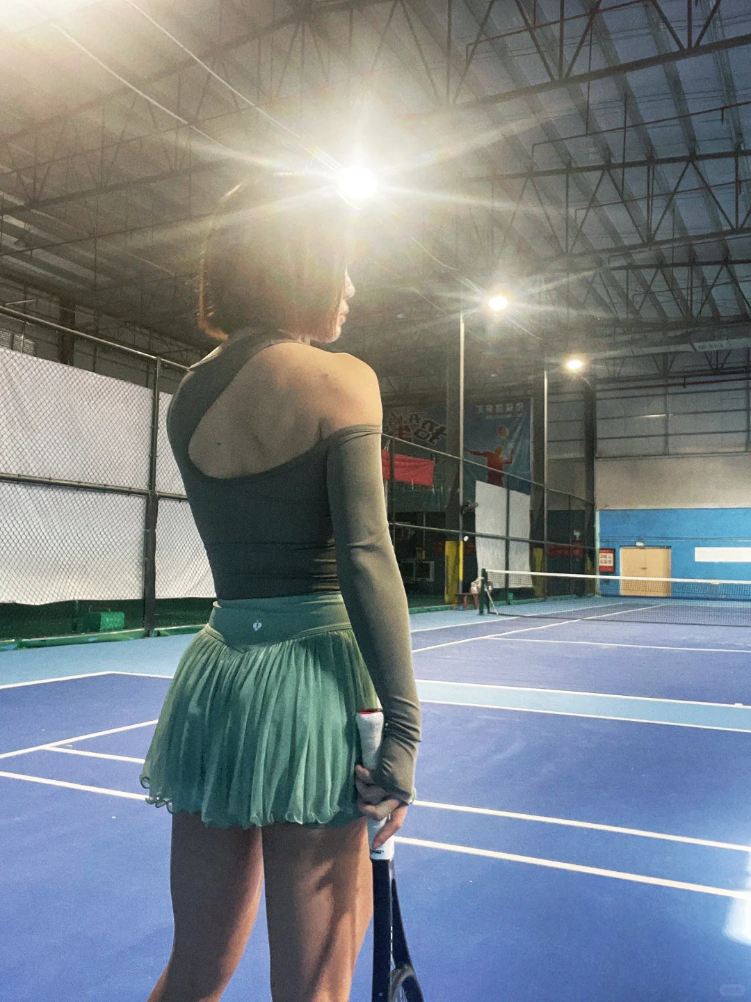 球打得一般，穿搭绝了