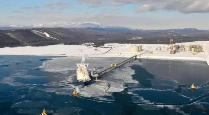 中国及时出手，援俄800亿！俄为返还诚意，给中国也送来大礼

俄罗斯虽然说是世界