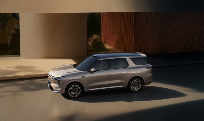 智己在堆配置堆技术方面做得太极致了！LS8给得太多了！以防被夹，具体知识点看5P