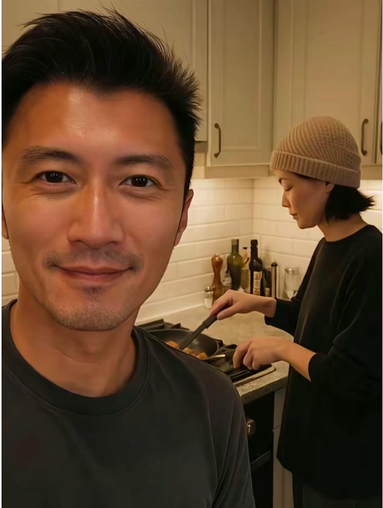 网友用AI ‘还原’谢霆锋和王菲的日常相处，但感觉哪里差点意思……不食人间烟火的
