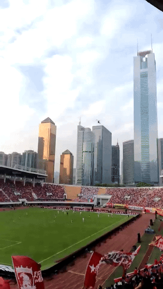 突然回看到2017年广州队在天河七连冠捧杯的花絮

2017年11月4日那天，有