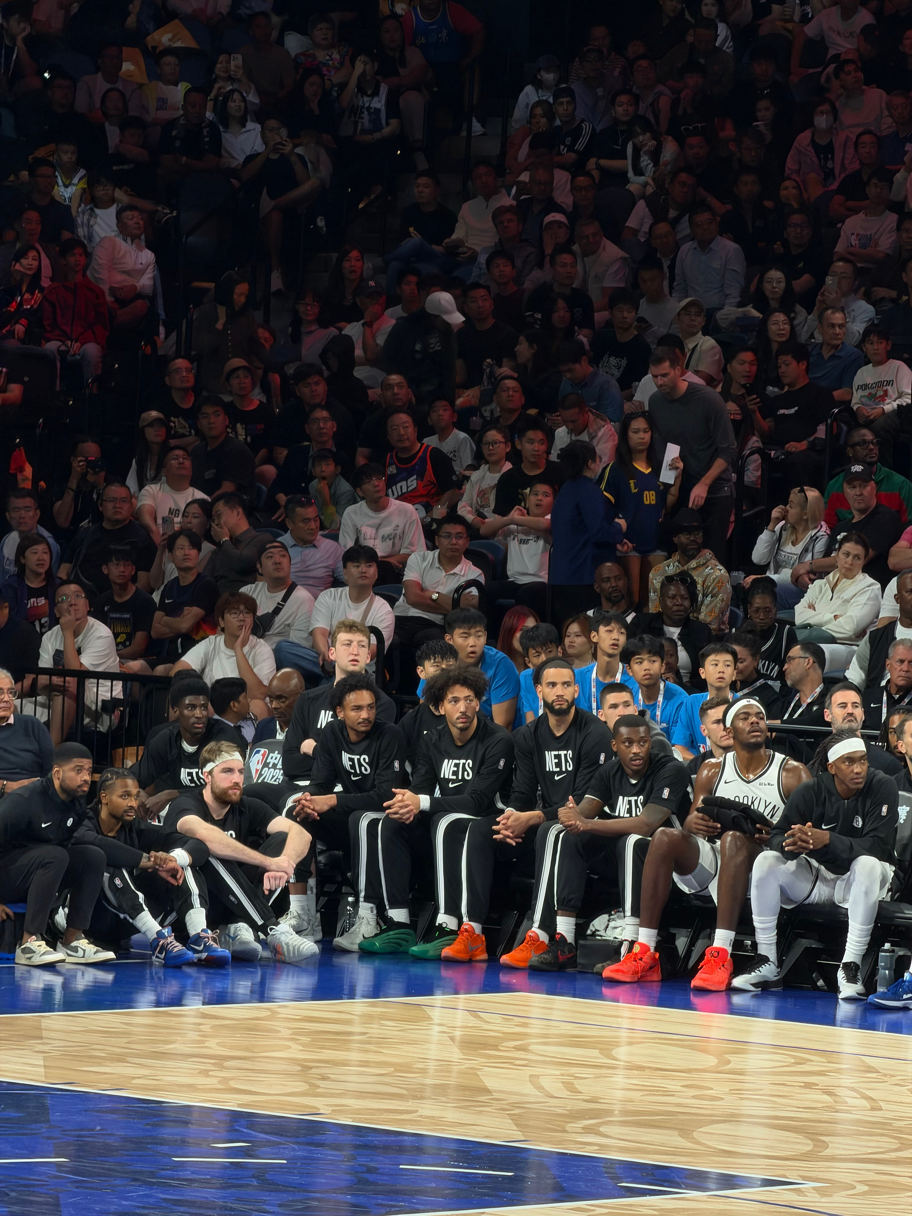 NBA中国赛第二场，曾凡博没有获得出场时间，只有G1那十分钟的画面，有点遗憾。n