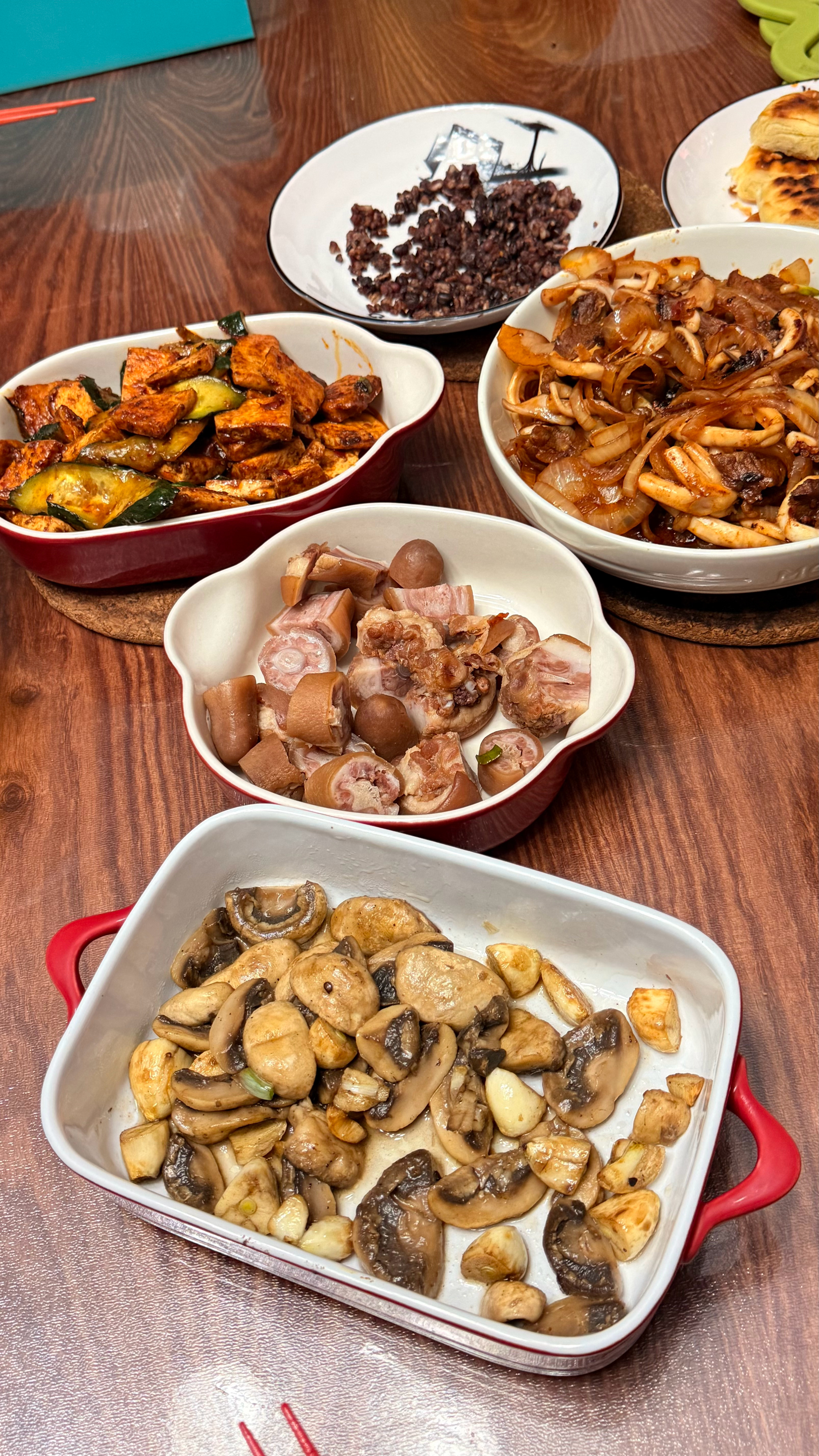 松筠美味[超话]  一家三口的日常松筠美味  ​​​