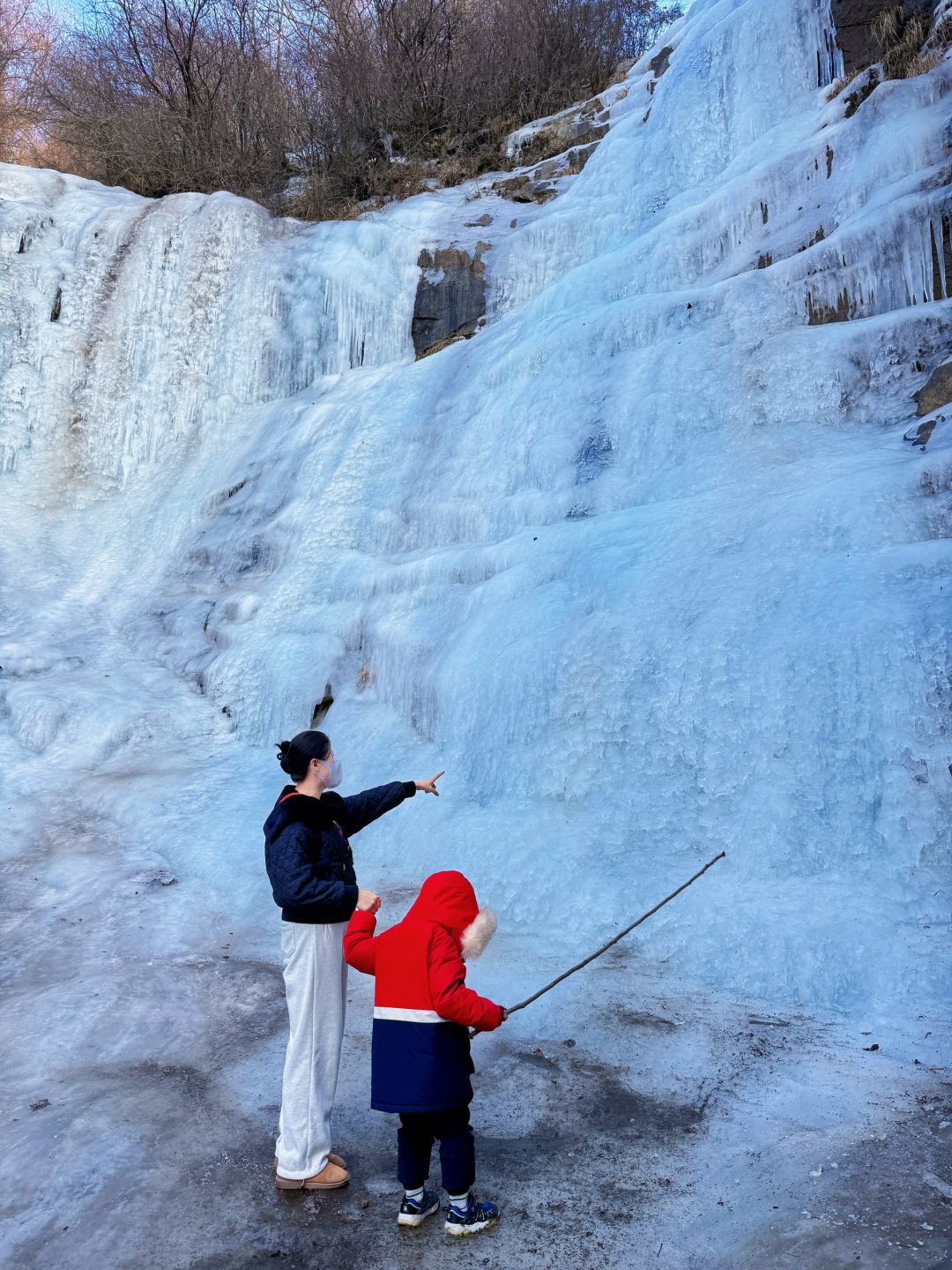 西安｜带娃步行10分钟🉑达的冰瀑布‼️