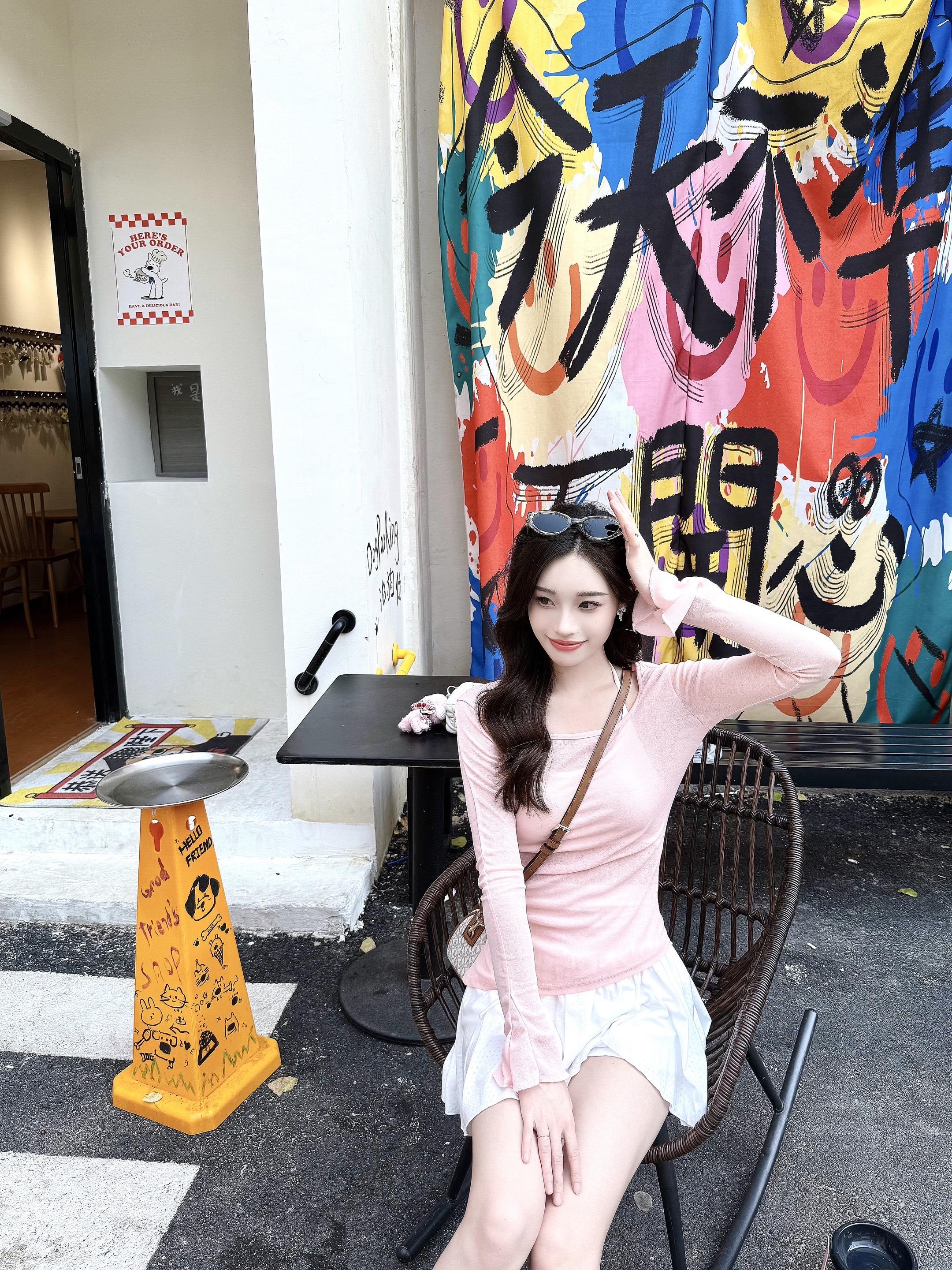 夏天嘛，当然要做美少女喽