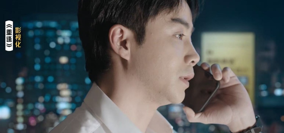 李茂一个短片演4个人哇塞，李茂在短片里玩起“大变活人”，一人分饰四角，这操作，不