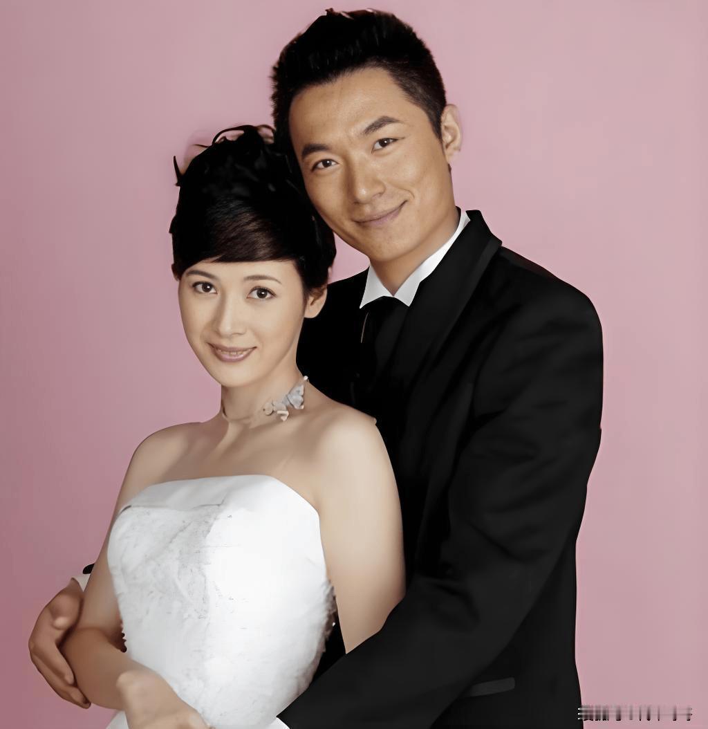 朱磊（朱泳腾）与女富婆的故事
 
演员朱泳腾，原名朱磊，上戏95级，和陆毅是同班
