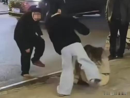 “也算是个人？”河南平顶山，15岁女孩骑电动车载着弟弟回家，途中与另一辆电车动车