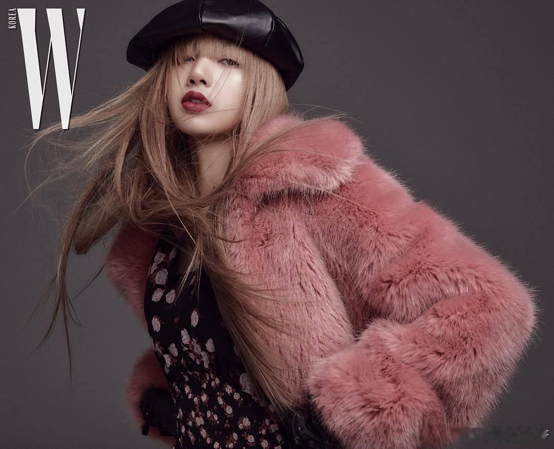 LISA x W Korea（2018 11月） ​​​