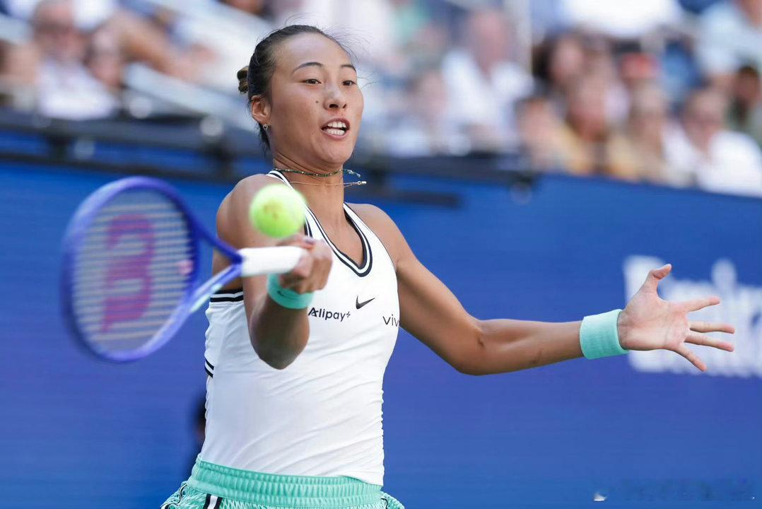 郑钦文再现让五追七、郑钦文再现让5追7 美网2026女单第四轮，郑钦文首盘陷入0