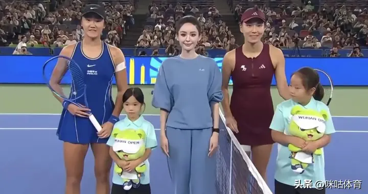 左右德比一边倒！王曦雨6-2、6-0王欣瑜，闯过武网首轮