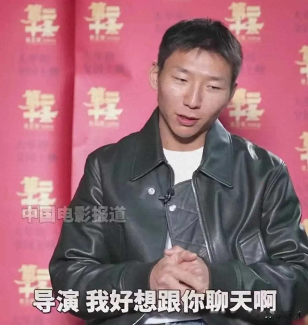 今年在《第二十条》演的那么好，明年留个长发演李铁吧，是时候来一部反腐大片了。#又