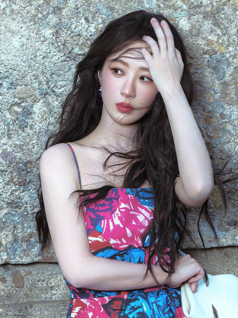 ‍杨紫玉兰花开君再来 yz‍杨紫董竹君 飞多远都可以，但知道总有一个人，会把黄昏