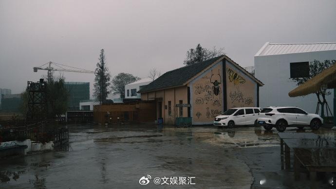 陈少熙晒电动行李箱  陈少熙分享日常碎片  当陈少熙的日常碎片映入眼帘，那电动行