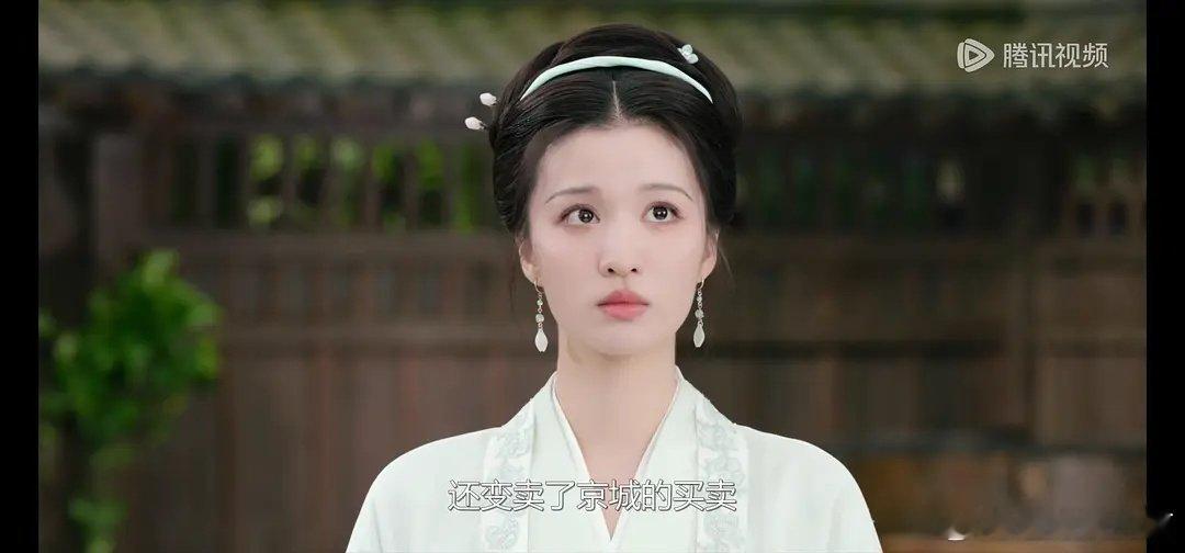 柳舟记磨皮滤镜是不是太大了，王楚然鼻梁都磨没了 ​​​