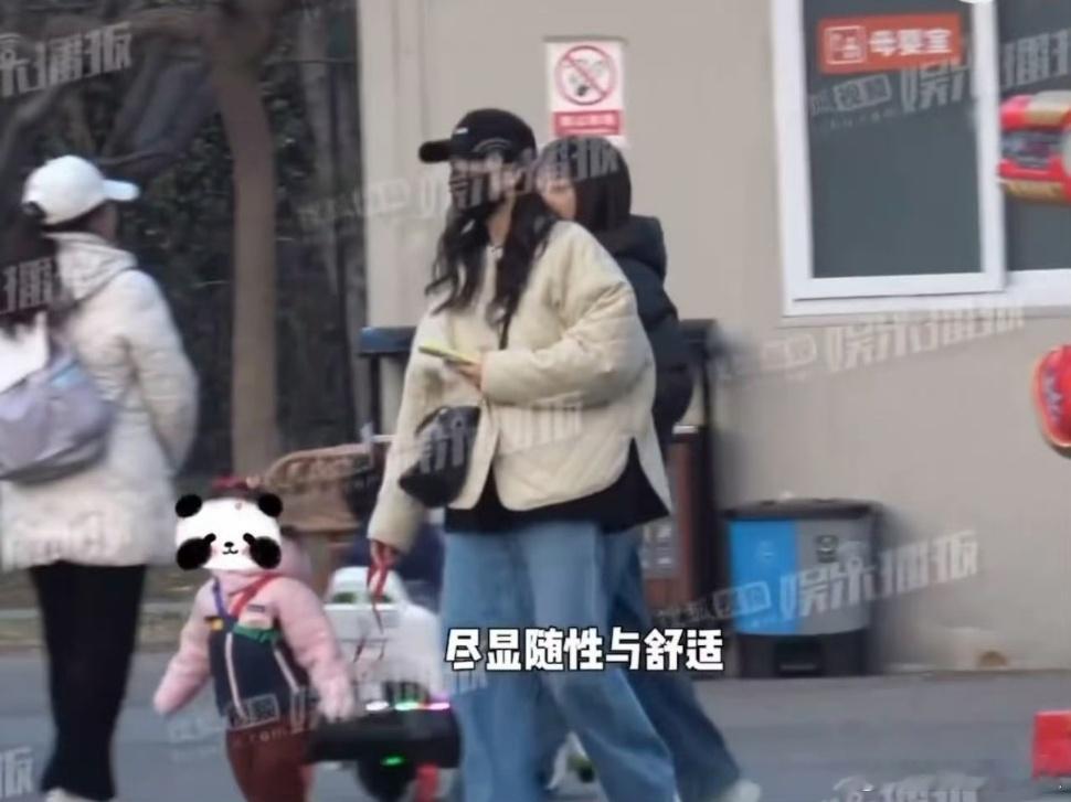王鸥女儿都这么大了吗？？😯至今没人知道王鸥是什么时候结婚的，也没有正式官宣过。