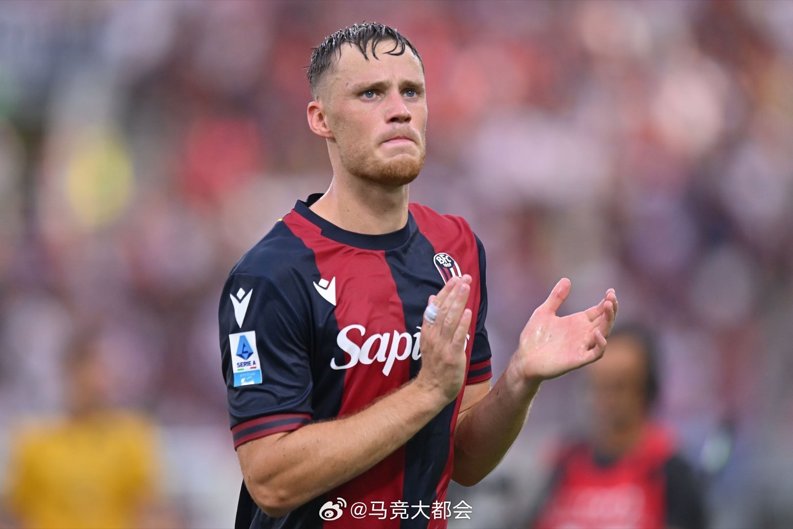 马竞有意博洛尼亚的荷兰中卫别克马，要价可能在3000万欧元（每体） ​​​