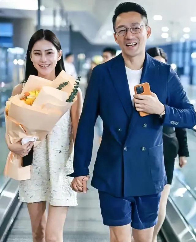 一觉醒来，汪小菲的天塌了？

马筱梅这么好的女孩，感觉那些传闻不可信啊！
不过两