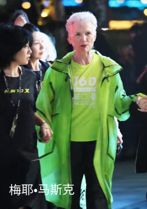 很多人把马斯克迟迟没有在印度建厂，简单理解成“不放心印度安全”，但企业真正算的账