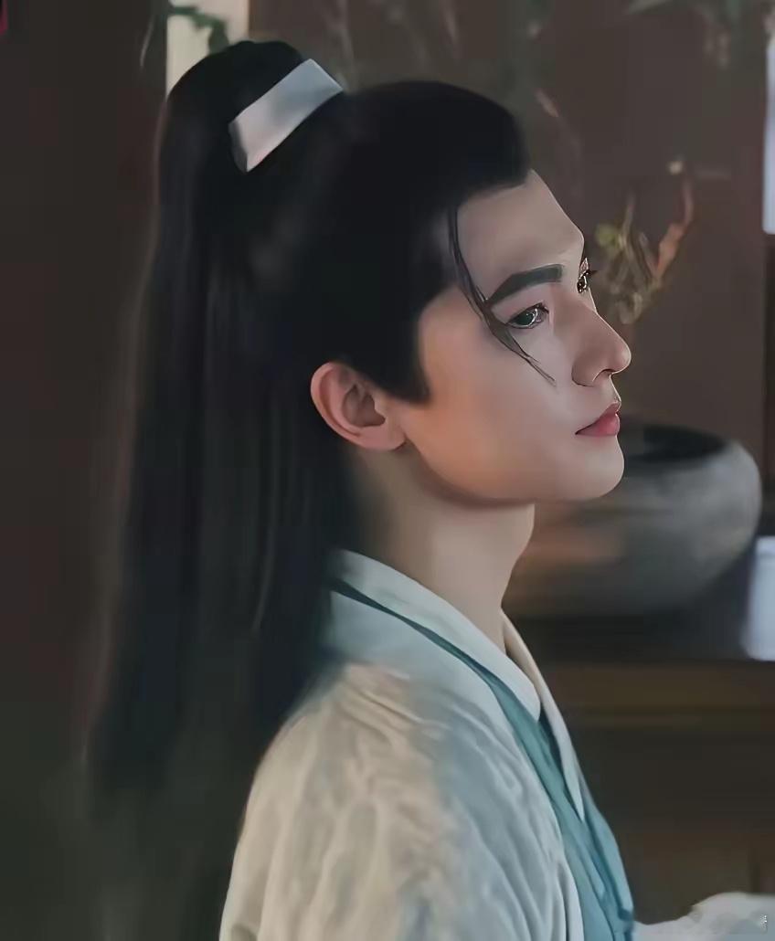 所以，杨洋《凡人修仙传》的热度会超过肖战的《藏海传》？​近日，有眼尖的网友发现：