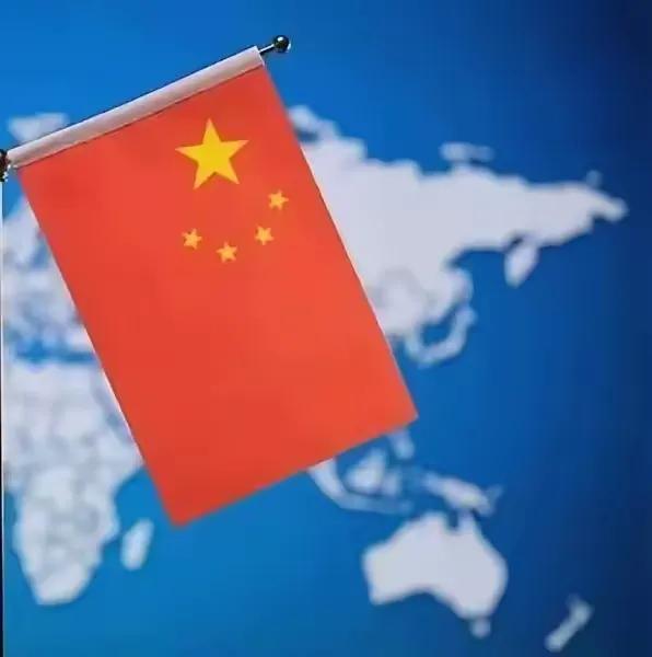 很多人没看清当下最危险的国际困局：如今全球大小国家，都在笃定中国不会动武，肆无忌