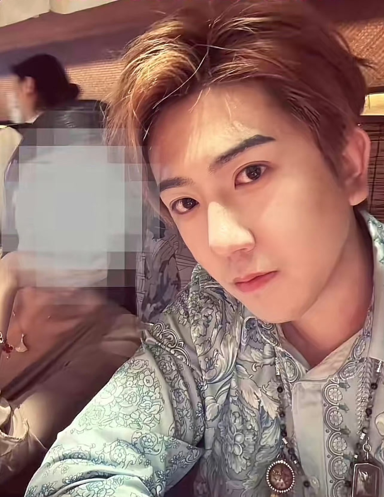变形计张迪自曝女友是一线女明星真会有一线女明星能看上这种人吗？现在的网红为了流量