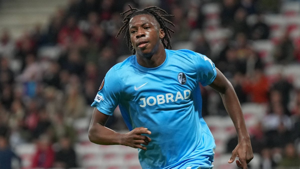 拜仁和巴黎圣日耳曼是关注弗赖堡和瑞士中场球员Johan Manzambi（20岁