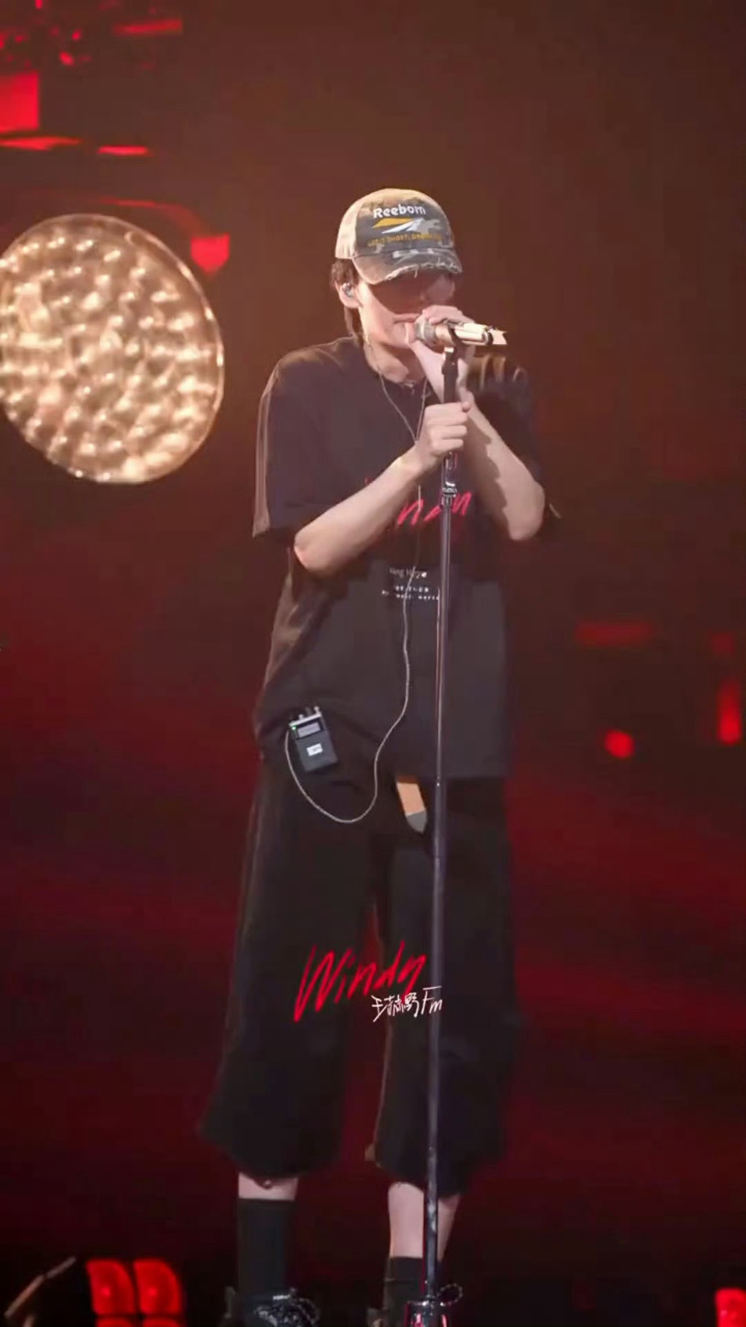 王赫野初舞台好听好稳好炸 王赫野披荆斩棘 初舞台带来爵士风味满满的《Chevro