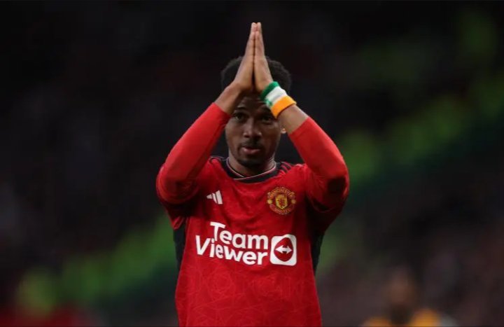 欧联杯联赛阶段第3轮，曼联客场1-1战平费内巴切，阿玛德-迪亚洛第89分钟替补登