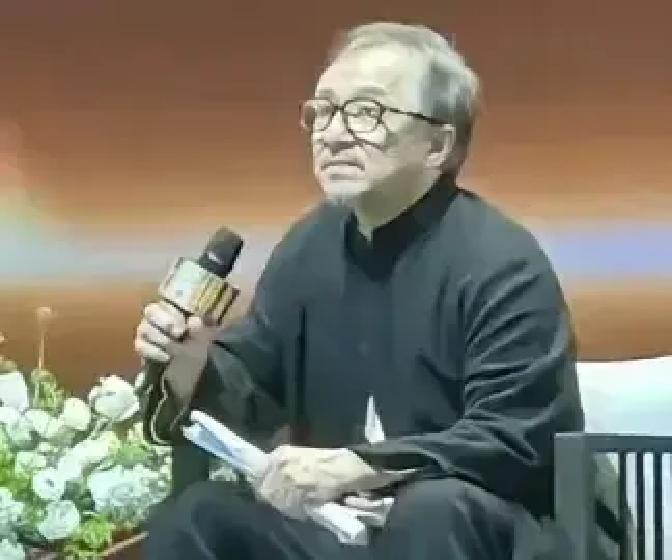 成龙在4月5日冲上热搜，因为他在采访里说自己确诊ADHD，注意力难集中。

消息