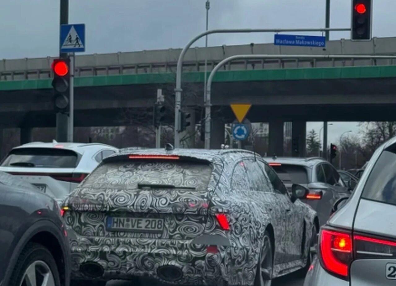 2026年发布！全新奥迪RS 6曝光，瓦罐天花板带电归来在高性能旅行车这个小众却