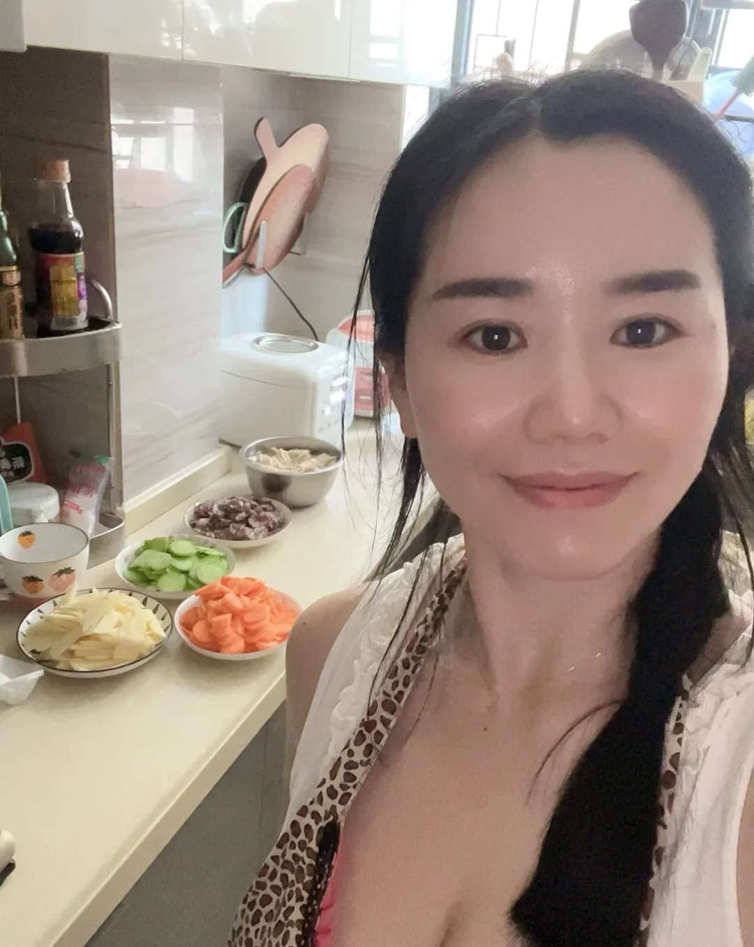 你煮饭的样子，真好看～