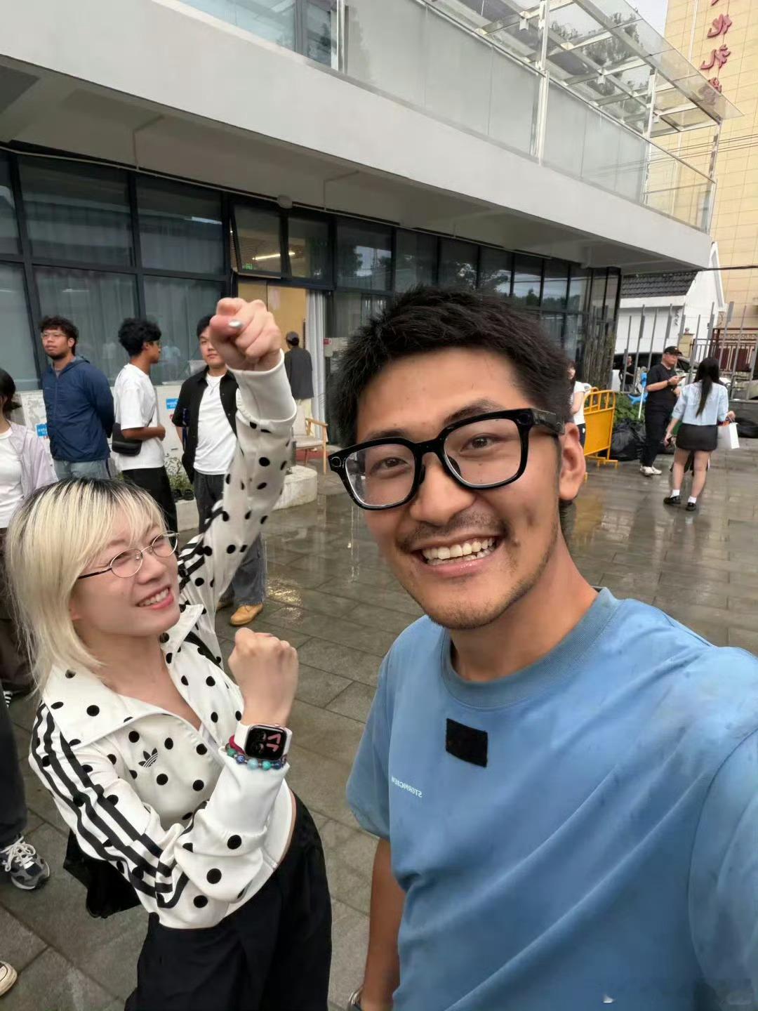 结合Tim在英国留学的故事，他和别人干起来肯定是会发生的影视飓风 直播事故