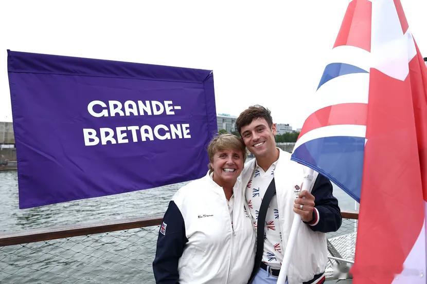 戴利   泳坛好故事  “从我还是个小女孩的时候起，教练就是我的激情所在，获得这