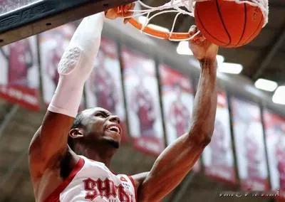 迪亚洛，这家伙首节狂砍21分，完全是一人打爆对面整队的节奏

CBA这场山西对吉