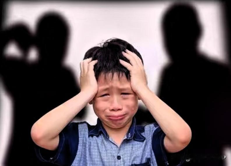 18年在体育馆，有一对父子，父亲也是滚圆，孩子大概七八岁，球技已经碾压同龄人，输
